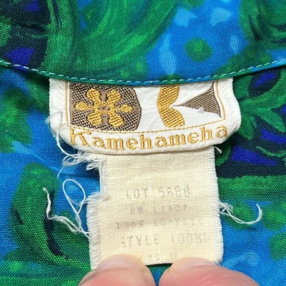 Very rare vintage Kamehameha Hawaiian Shirt Medium excellent condition - Picture 4 of 9
